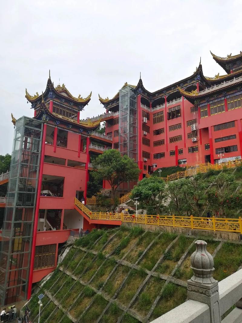 伤心总是难免的,生肖龙被甩后会怎样舔伤口 伤心总是难免的,生肖龙被甩后会怎样舔伤口